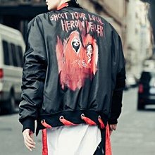 FINDSENSE Z1 韓國 時尚 潮 男 寬鬆 圓領 手工貼標裝飾 針織毛衣 襯衫 上衣 外套 歷史價格詳細信息