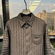 prada  新款上身網圖 春夏季必入的酒椰纖維造型包 歷史價格詳細信息