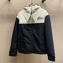 Gucc* A/W 23新款提花撞色毛衣 一件頂倆的工藝難度‼️又甜又酷是不是你們喜歡的風格！ 市面最強不用多說！他的logo撞色部份不是平面的‼️‼️是立體的 歷史價格詳細信息