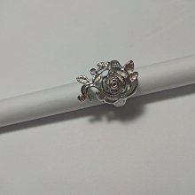 （戒圍有11。12.5 號）925純銀戒指（蝴蝶側面在飛舞） 歷史價格詳細信息