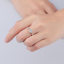 925六爪莫桑石仿真求婚鉆戒指女情侶戒指生日禮物可調節輕奢時尚 歷史價格詳細信息