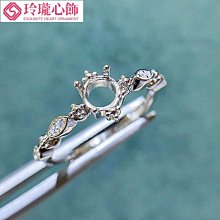 新品k金鑲嵌的月光石吊墜來咯！粉藍寶圍鑲   太靈動了！ 歷史價格詳細信息