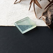 天然翡翠戒面 豆角事牌 最小尺寸8.7-4.5-2 最大尺寸14.4-5.4-1.7 危料 舊藏 古玩 翡翠 二手【財神到】-1979 歷史價格詳細信息