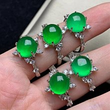 冰種辣陽綠蛋面尺寸12.6-8.4-5.1mm 克重:0.91g 翡翠 飾品 收藏【二手】【祈福閣】-588 歷史價格詳細信息