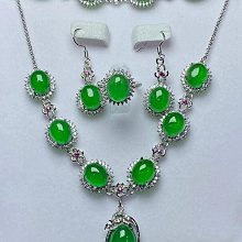 緬甸老翡翠雙面雕刻牌子掛件，紫羅蘭飄花，尺寸徑5.19厘米，厚度60 m m，完整無缺陷 舊藏 古玩 翡翠 二手【老王古玩】-90 歷史價格詳細信息