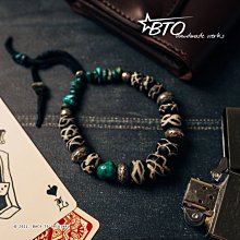 BTO【handmade works】職人手作系列 民族風格印地安黑紅琉璃貿易珠配響尾蛇珠串手環 手鍊 #B10 歷史價格詳細信息