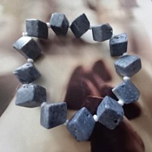 幸福窩~串珠手鍊～使用純銀配件及天然黃水晶石~~僅此件~不復刻不修改喔! 歷史價格詳細信息