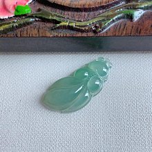 天然a貨翡翠魚躍龍門冰種玉石掛件吊墜三件都是種水很好的，冰冰的小掛件。都打了吊墜孔，冰種透 歷史價格詳細信息