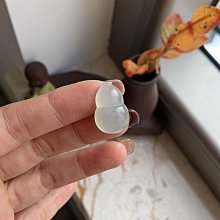 天然冰種翡翠厚裝文殊菩薩帶點底色，尺寸68.4*38.4*8 - 歷史價格詳細信息