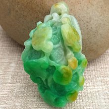 緬甸天然A貨翡翠吊墜玉器-老坑冰糯種滿色辣綠生意興隆龍牌吊墜 歷史價格詳細信息