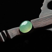 翡翠A貨蛋面,[老坑高冰晴水綠(菠菜)],(高冰種冰透(放光))(58) 歷史價格詳細信息