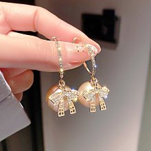 東大門個性氣質五瓣花耳釘女高級感銀針花朵耳環誇張耳飾。 歷史價格詳細信息