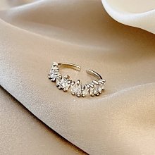 韓國簡約氣質閃耀輕奢珍珠鑽造型金屬鏤空時尚大抓夾鯊魚夾盤髮髮飾 歷史價格詳細信息