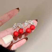 「由畫而生」紅色鑲鑽愛心珍珠耳環女氣質高級感潮喜慶新年結婚新娘時尚耳飾品 歷史價格詳細信息