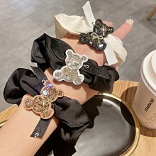 「由畫而生」髮飾女髮繩大山茶花珍珠髮圈馬尾半頭皮筋韓版新款旅行髮卡頭繩 歷史價格詳細信息