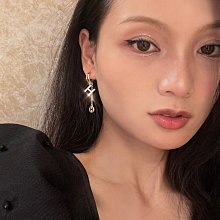 法式簡約高級質感韓國氣質精緻果凍醋酸時尚盤髮大抓夾大鯊魚夾 歷史價格詳細信息