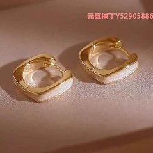 高級感幾何線條大抓夾女2024新款髮夾紫色珠光鯊魚夾後腦勺發抓跨 歷史價格詳細信息