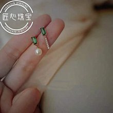 「匠心·純銀耳飾」獨奏曲~S925銀鍍18K金 交叉雙排鑽耳扣 實心小耳扣 精緻通勤款麻花耳環 XZM 歷史價格詳細信息