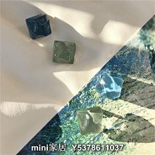 mini家居 樹脂發抓。趙露思同款白色復古八字抓夾韓國束發夾慵懶風氣質發飾bw 歷史價格詳細信息