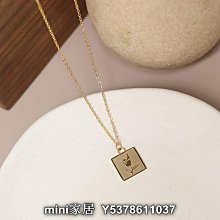 mini家居 玫瑰之名。原創手作設計透白花朵耳釘復古優雅耳環花朵無耳洞耳夾bw 歷史價格詳細信息