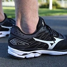 【鞋印良品】MIZUNO 美津濃 J2TC858209 男路跑風衣 防潑水材質 腋下後中剪接透氣網布 尺寸:S~3XL 歷史價格詳細信息