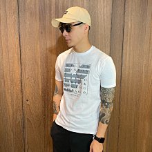 美國 Armani Exchange AIX 男款 短袖黑底銀字母T恤 size M 歷史價格詳細信息