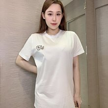 Moncler大器黑色全新未穿的經典羽絨外套 歷史價格詳細信息