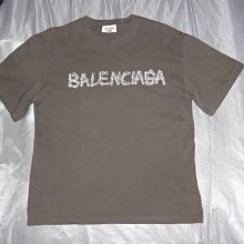 巴黎世家⋯  Balenciaga  真品 全真皮 塗鴉包 鏈條包， 可側背 斜背包。 耐用的小牛皮材質、翻蓋包。 95新，狀況很不錯 歷史價格詳細信息