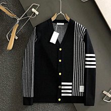 代購 熱銷#ThomBrowne純色休閑沙灘褲男女同款尼龍速干防風面料直筒五 歷史價格詳細信息