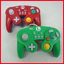 拚最便宜WII.WIIU原廠最新型含動感右手.可玩渡假勝地動感操控右手含紅外線感應器.拚最便宜9成新內建強化器型的把手 歷史價格詳細信息