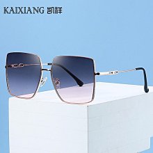 現貨歐美時尚真皮男胸包瘋馬皮運動休閑登山旅行背包頭層牛皮單肩挎包簡約 歷史價格詳細信息