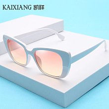 新款墨鏡女網紅同款 時尚潮人熱款太陽眼鏡 米釘款太陽鏡廠家直銷 歷史價格詳細信息