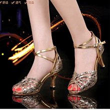 舞蹈鞋女軟底室外跳舞鞋帶跟成人高跟芭蕾舞鞋瑜伽肚皮民族黑舞鞋 歷史價格詳細信息