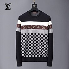 路易牌 厚毛衣 M號黑色 logo 正反面夏季拍賣優惠原價3280現在只要2280元 歷史價格詳細信息