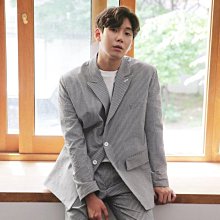 [So~What]東大門ByTheR韓國製ASCLO防潑水立領羔羊毛撞色拼接短版鋪棉外套 雪衣BTS李敏鎬 劉亞仁車銀優 歷史價格詳細信息