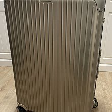 全新RIMOWA Essential Trunk 30寸 霧面黑色/白色 行李箱 拉桿箱 83275634 歷史價格詳細信息