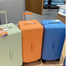 RIMOWA Essential Trunk Plus 33寸 白色 行李箱 大容量 83280664 正品 98成新 歷史價格詳細信息