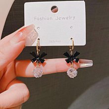 耳釘簡單干凈的蝴蝶耳釘 s925銀針螺紋球球擰扣耳骨釘睡覺免摘養耳洞 歷史價格詳細信息