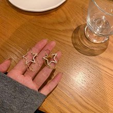 個性設計感小紅花胸針高檔女紅色胸花別針固定衣服西裝配飾品5120【爆款】~定價,請咨詢yo 歷史價格詳細信息