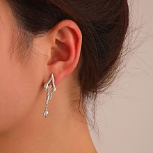 【免運】冷淡風街拍金屬耳環女S925銀針時髦光面質感愛心耳釘無耳洞耳夾潮 歷史價格詳細信息