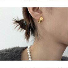 免運復古耳飾法式復古克萊茵藍耳飾小眾設計感氣質高級感秋冬耳環2022年新款潮。 歷史價格詳細信息