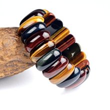 送禮禮物禮品 天然緬甸冰種翡翠A貨 水頭飽滿 觀音雕刻 43x24x6mm 附證書精美盒裝 大眾當舖 編號6912 歷史價格詳細信息