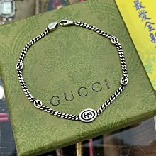 ☆最愛二手精品☆ GUCCI 全新卡其色拼咖啡色GG LOGO 流蘇羊毛披肩 C1595 674275披巾 歷史價格詳細信息