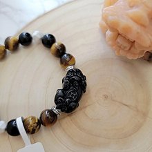 (虎虎生風)五十九年華一版壹佰圓未使用帶三卷(背版左移) 歷史價格詳細信息