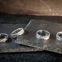 (己售)酷炫眼鏡盒 (鐵製)日本購回 精緻超優 全新未使用 特惠出清 粉絲回購價A大5 歷史價格詳細信息