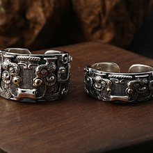 [預購商品-JJ002] s925純銀個性簡約創意小眾設計皮帶扣泰銀男女情侶手鍊~抗過敏。 歷史價格詳細信息