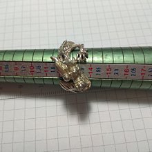 （戒圍有11。12.5 號）925純銀戒指（蝴蝶側面在飛舞） 歷史價格詳細信息