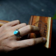 【天堂貨選物】已售出 Navajo銀匠Andy Cadman 蜘蛛網紋kingman 3松石打印手環 歷史價格詳細信息