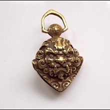 【雅之賞|佛教|藏傳文物】特賣* 復古純銅手工諦聽鈴鐺驅魔鈴鐺吊墜掛件~800090 價格比較,價格查詢,歷史價格詳細信息