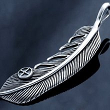 【創銀坊】印第安 老鷹 925純銀 墜子 翅膀 羽毛 手工 哈雷 goro's 琉璃 印地安 皮繩 項鍊(P-1604) 歷史價格詳細信息